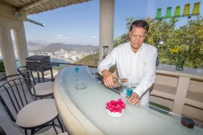 AMAZING Villa with ESPECTACULAR view to the bay - Image 2