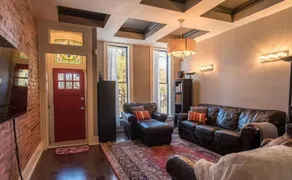 Park front luxury townhouse - Image 2