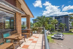 'Columbia Views', 2/9 Columbia Close - Klimaanlage, Foxtel, Aussicht und Bootsparken - Image 2