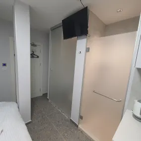 Small & Cozy Boutique Apartment - Image 5