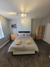LOVELY & COSY FLAT WITH SELF CHECK-IN FACILITY - Image 2