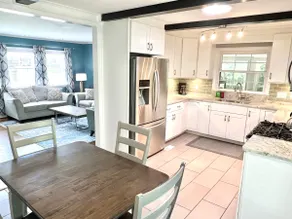 The Best Family & Friends Hangout & Pet Friendly!! - Image 4
