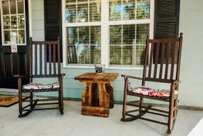 Woodsy Retreat - Cozy, private escape w/ firepit - Image 2