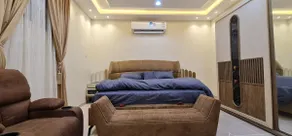 1 bedroom with private bathroom (2nd floor) - Image 5