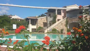 Charming Single Villa surrounded by greenery - Image 4
