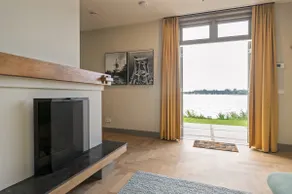 Luxurious heritage lodge at lakeside - Studio 1/2 - Image 2