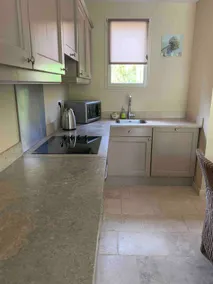 2-bedroom house in residence - Image 3