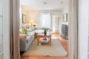 Sophisticated Charm at an unbeatable price! - Image 4