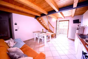 Walk2Town - 2 bedroom apartment with balcony - Image 4