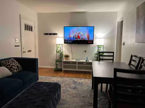 7mins to Lincoln Memorial, 5bd House, Parking,WiFi - Image 2