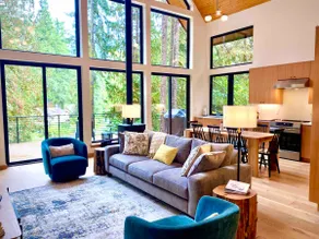 Stunning Forest View Chalet, 3 KING Beds, 3 Baths - Image 2