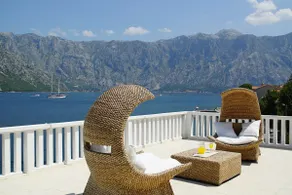 PENTHOUSE STOLIV Villa located 5 meters from the sea SPA-Pool Exclusive Terrace,Private Jetty Sunbeds, Pebble Beach, Secluded location Total area 375m2 at your disposal - Image 5