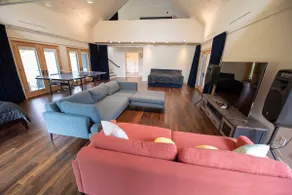 Woodstock House on 35 private acres Mountain Views - Image 5