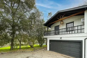 Country Living -Minutes From Downtown Walnut Creek - Image 2