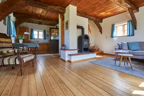 Spieker historic cottage with fireplace in Hude - Image 3