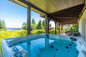 Lakeview Retreat Bellevue - Image 3