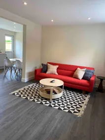 Larks Leaze Lodge, Steeple Ashton, Wiltshire - Image 3