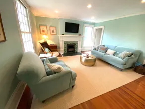The Jones House: 5 min to VIR, historic 4-bedroom home - Image 4