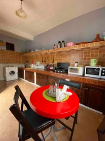 calm appartment close to airport - Image 4