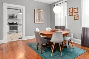 TRENDY 3 Bd in German/Merion Village - Image 5