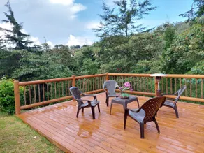 Property in El Retiro with Jacuzzi, deck, and fire pit - Image 3
