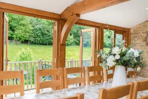 Hollyhock House Sleeps 10, Idyllic Cotswold property. Arctic Cabin & playground. - Image 5