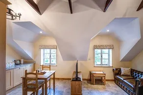 Woodleighton Cottages - Image 4