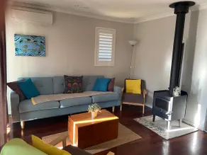 Hobson St Bungalow - a short walk to the bay - Image 2