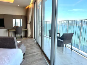 Deluxe Ocean View - Image 2