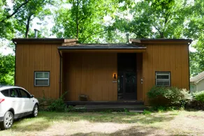 Cottage on Vineyard Lake - Image 2