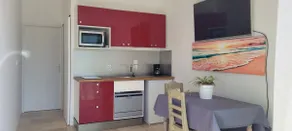 Accommodation with pond view - Image 2