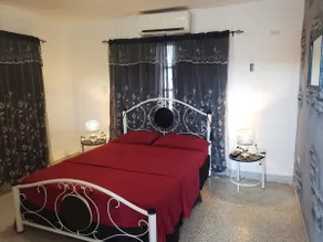 Peralta detached house - Image 2