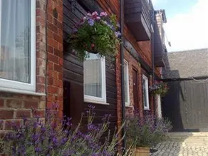 Cottage – ensuite – 2 bedroom - Image 2
