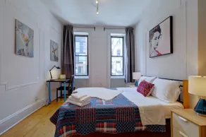 New Brownstone Apt work from Home min NYc WIFI TV - Image 2