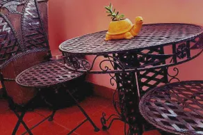 Friendly & well located! - Image 3