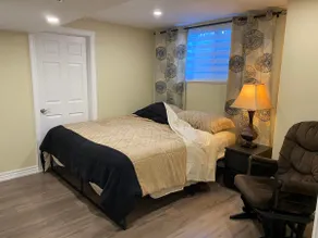 Charming and cozy suite downtown Whitby - Image 3