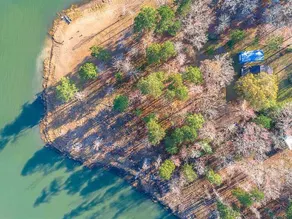 Waterfront Outer Banks at Lake Sam Rayburn Hot tub - Image 3