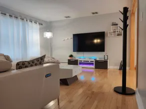 Stunning 3bedroom modern home closed to everything - Image 2