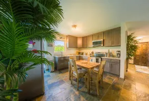 Corktree Beach House - Modern, Beachfront 2bd/3ba home with central AC - Image 4