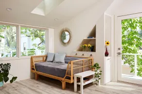 Tropical Scandinavian private home Uptown - Image 2