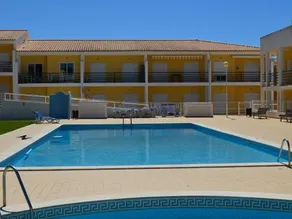 2BR Encosta São José, piano terra w / walkout patio a giardino e piscina, spiaggia Gale - Image 2