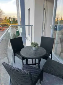 Brand new beautiful apartment @ Mount Wise. - Image 3