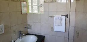 Unit 2 Private Apartment - Roseau - Image 5