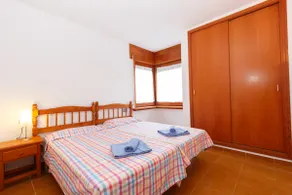 20 meters from the beach, free Wi-Fi, swimming pool, parking - Image 5