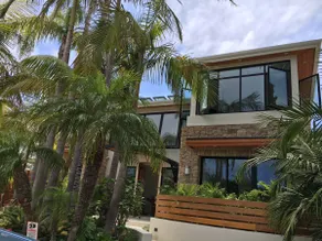 Beautiful Private Villa walk to beach - Image 2