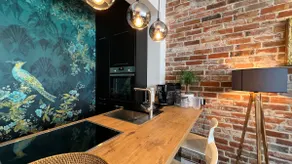 Design apartment store window very centrally located - Image 4