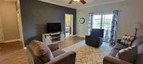 Now booking for 2021. Condo w/ pool & pond views - Image 5