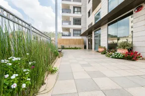 Exquisite Sunset Penthouse - Image 3