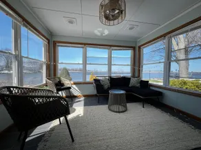 Romantic Lakehouse W/ Brand New Hot Tub! - Image 3