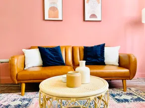 Gorgeous Highrise Apt - City Views! - Image 3